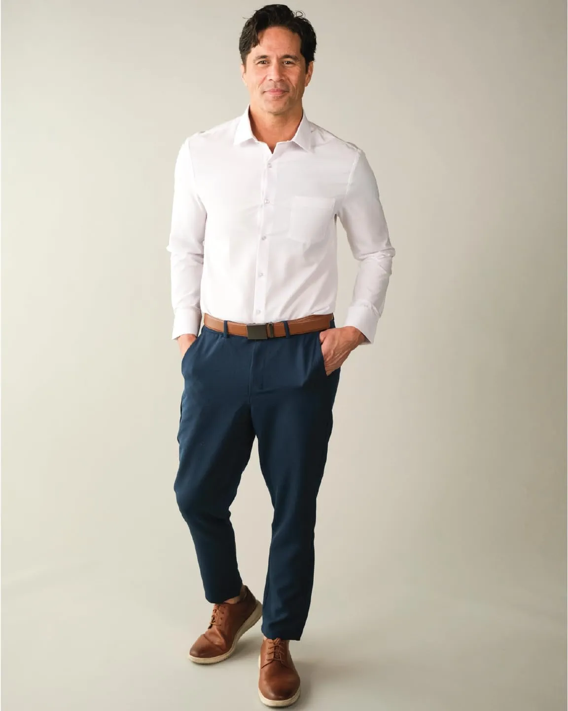&COLLAR Slim Fit/Athletic Fit Long Sleeve Performance Men's Dress Shirt