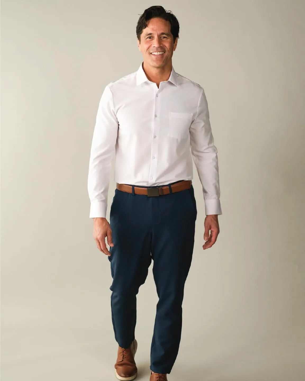 &COLLAR Slim Fit/Athletic Fit Long Sleeve Performance Men's Dress Shirt