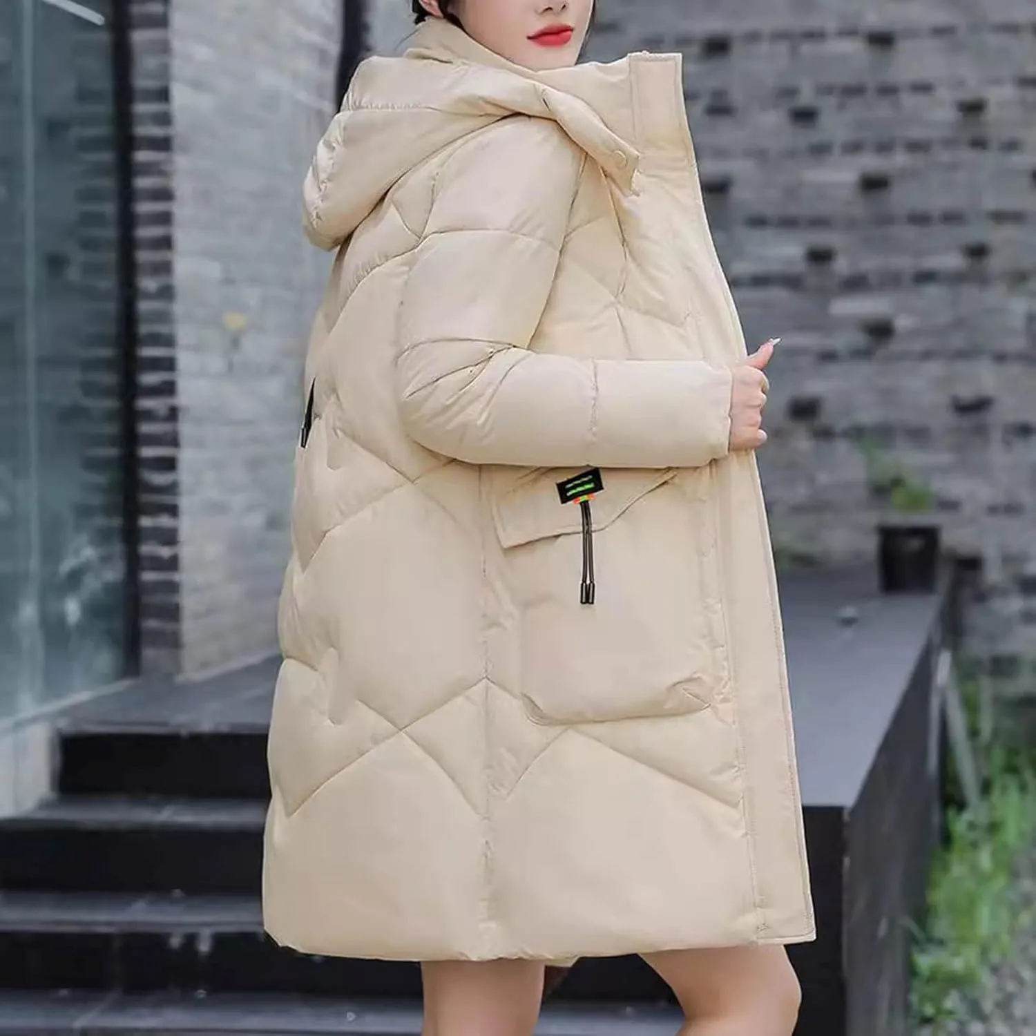 Borniu Women's Warm Thickened Parka Coat Winter Puffer Jacket Quilted Hooded Long Down Coat with Pockets