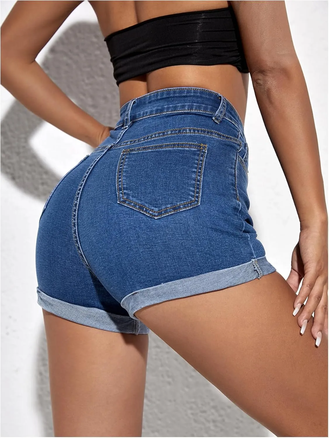WDIRARA Women's High Waisted Roll Up Hem Skinny Denim Shorts Stretch Shorts with Pockets