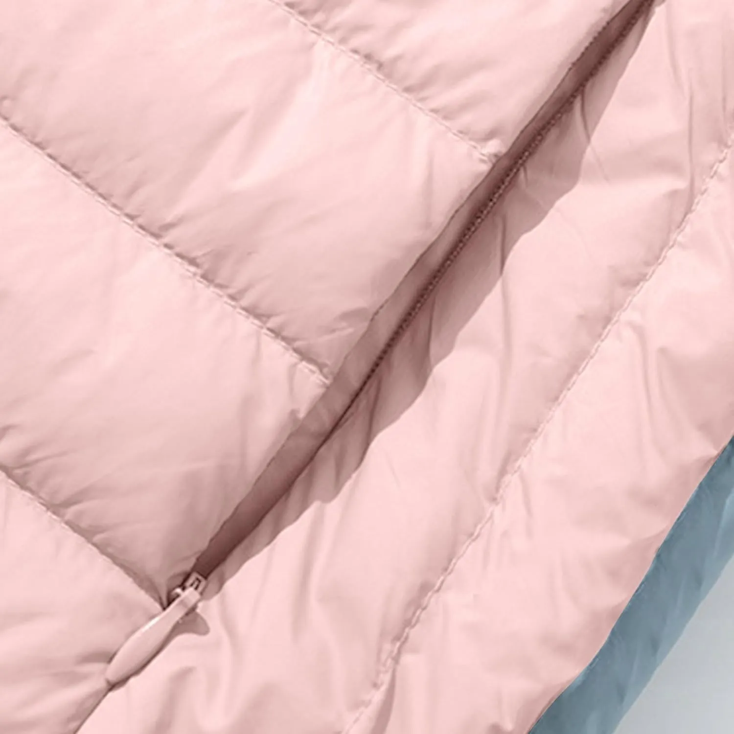 Women's Oversized Quilted Puffer Jacket Lightweight Packable Down Coat with Removable Hood Winter Thermal Outerwear
